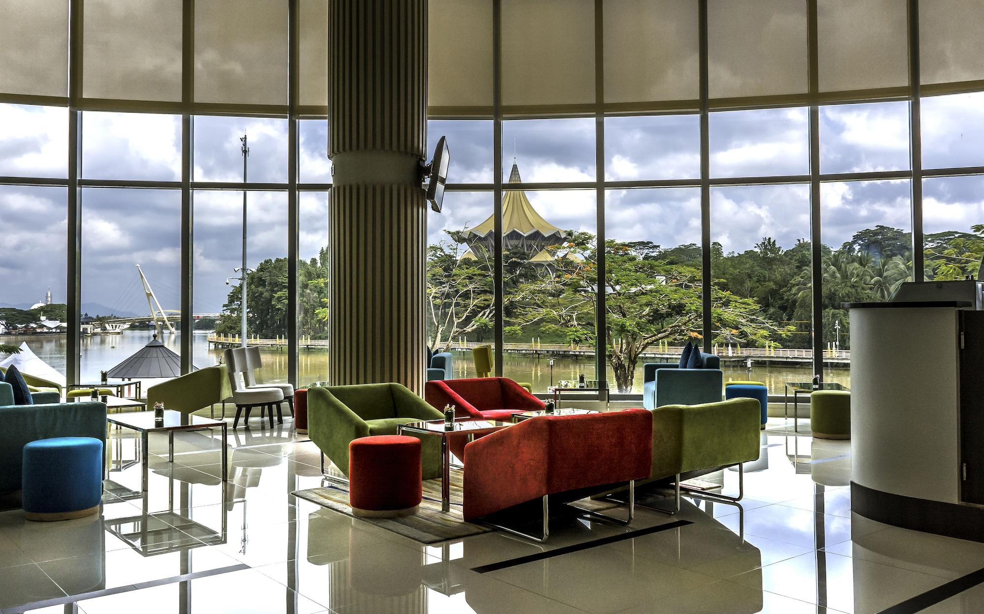 Astana Wing - Riverside Majestic Hotel Kuching Exterior photo