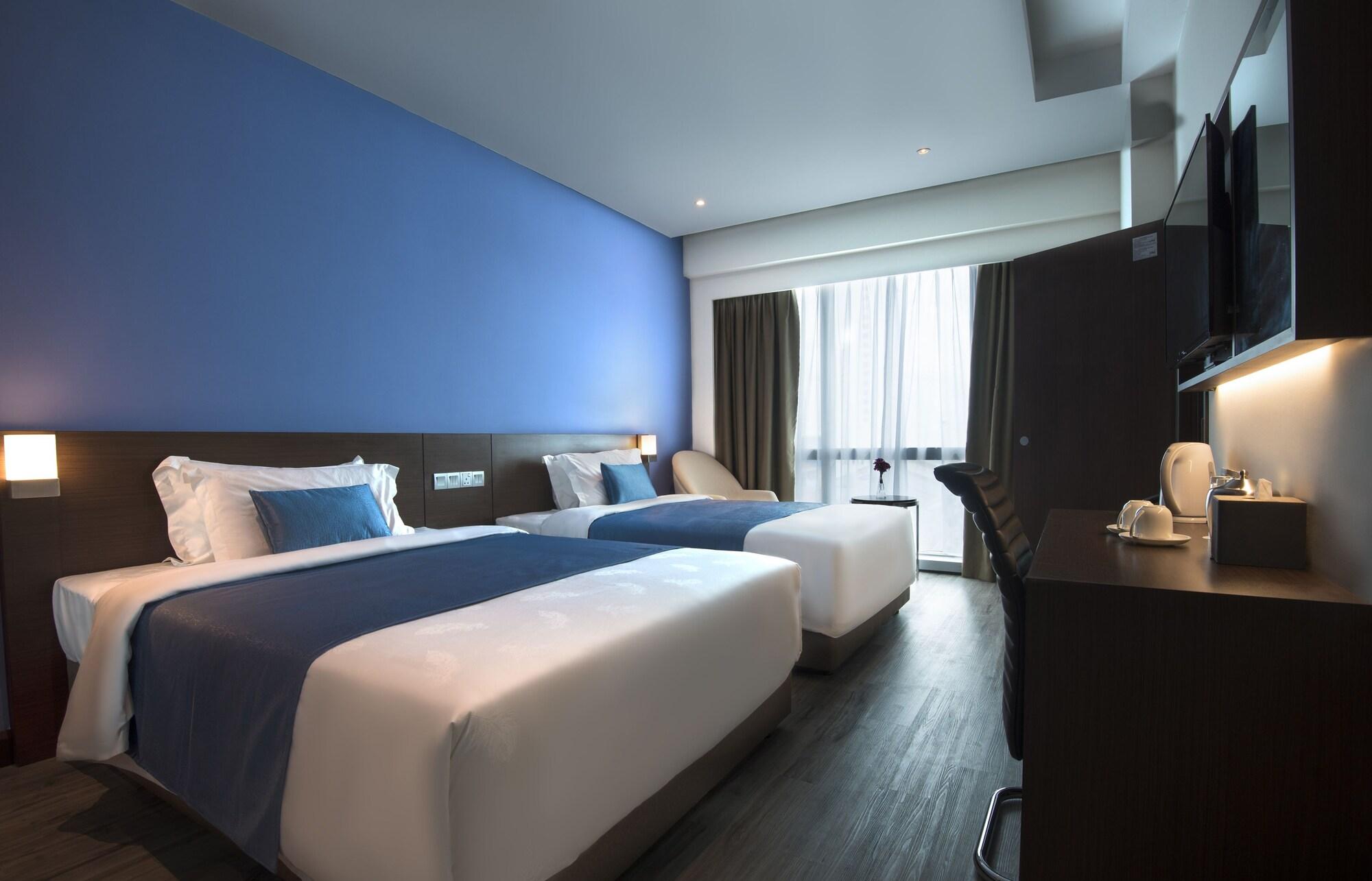 Astana Wing - Riverside Majestic Hotel Kuching Exterior photo