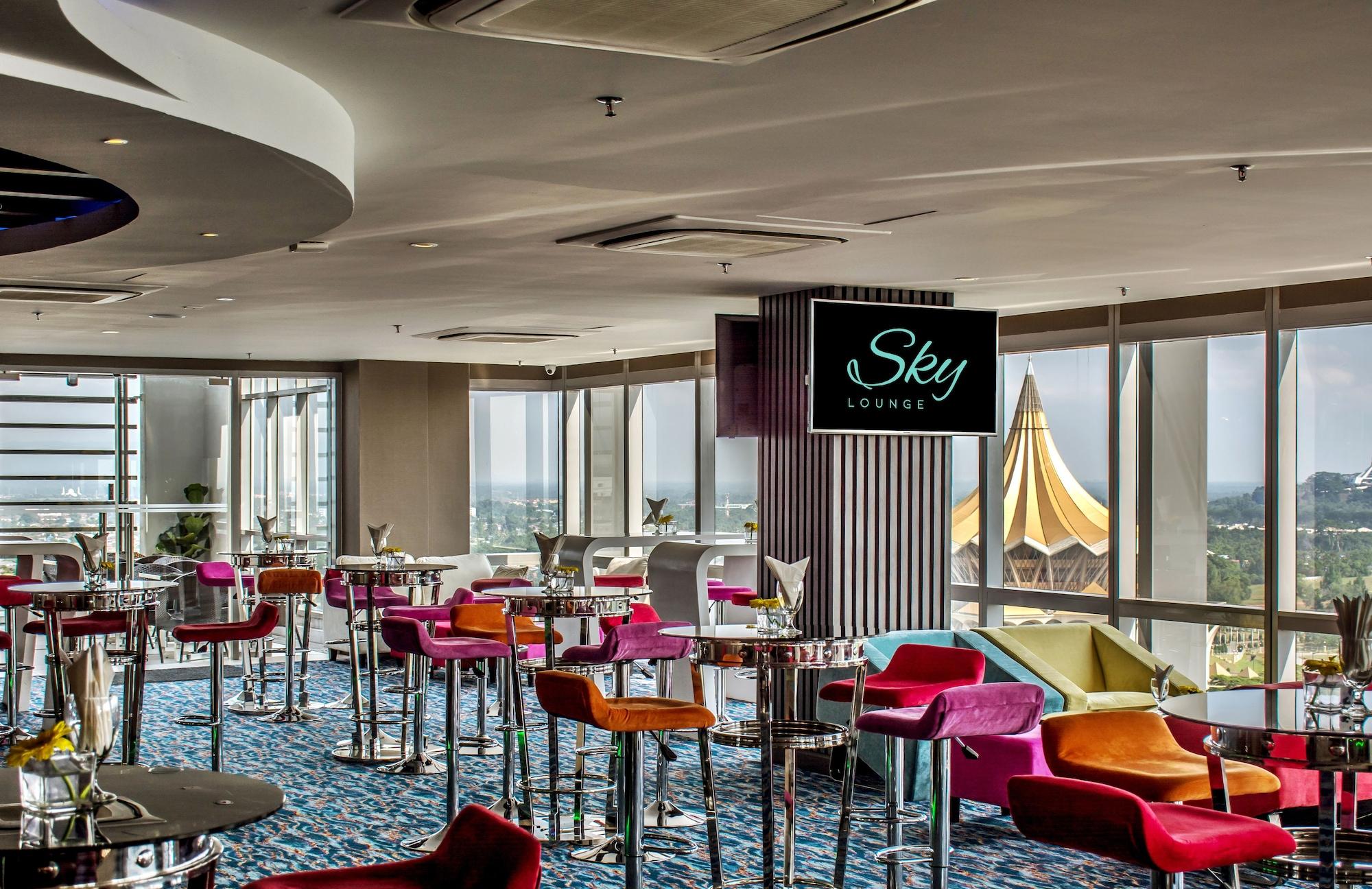 Astana Wing - Riverside Majestic Hotel Kuching Exterior photo