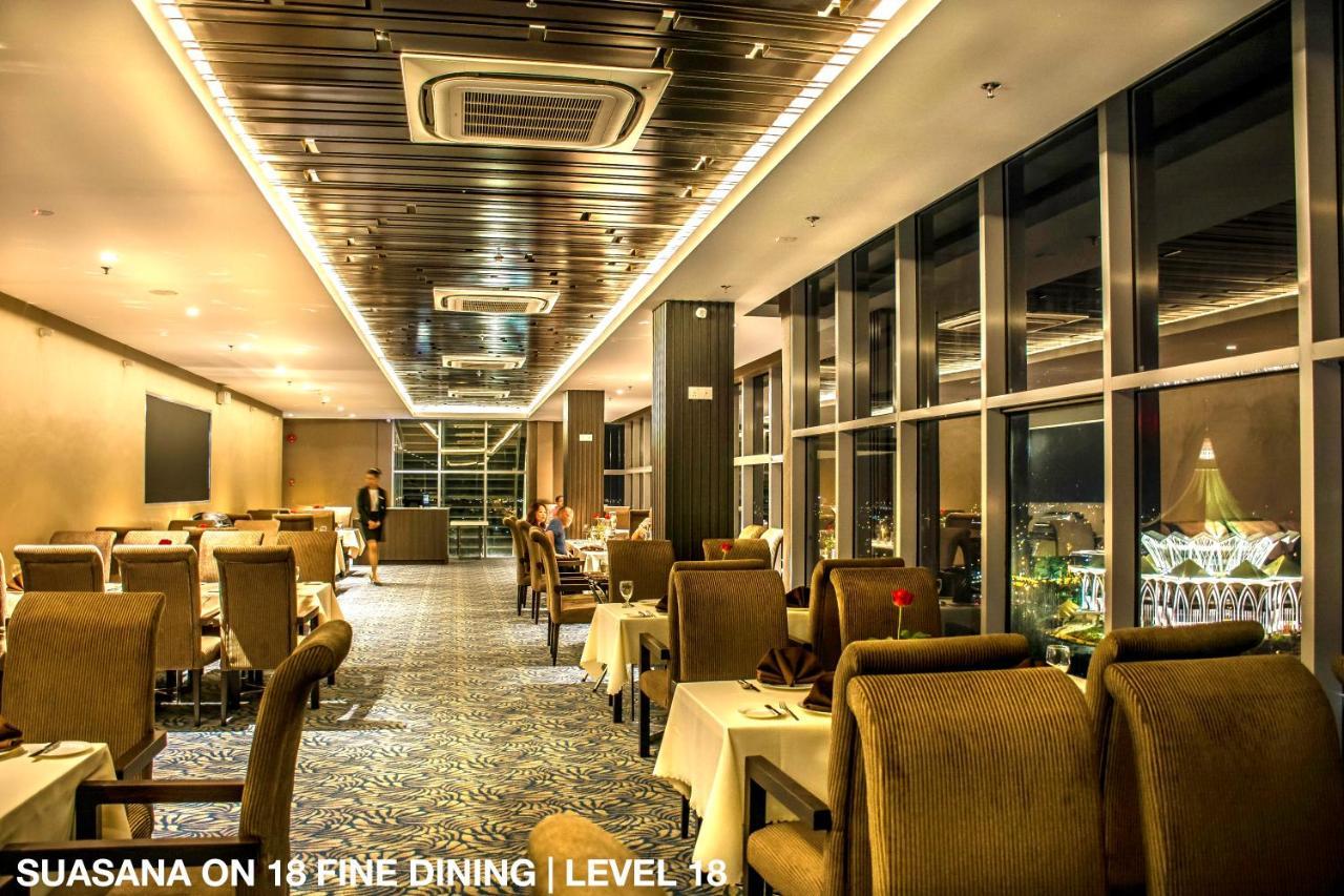 Astana Wing - Riverside Majestic Hotel Kuching Exterior photo