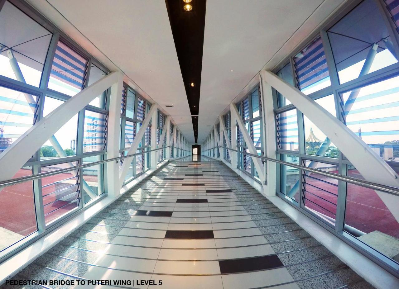 Astana Wing - Riverside Majestic Hotel Kuching Exterior photo